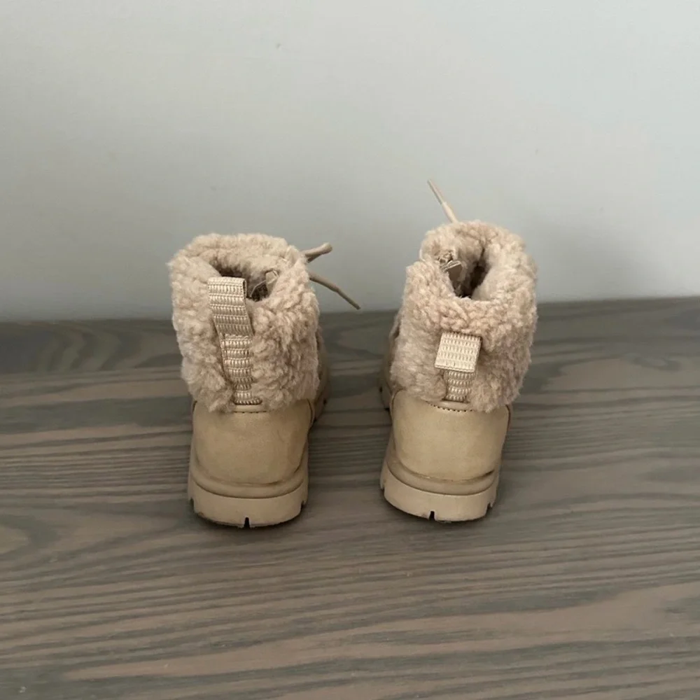 ZARA TODDLER GIRL FAUX FUR BOOTS